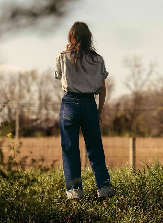 Womens straight leg curvy denim jean